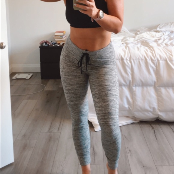 Comfy Salt and Pepper Gap jogger - Picture 6 of 12